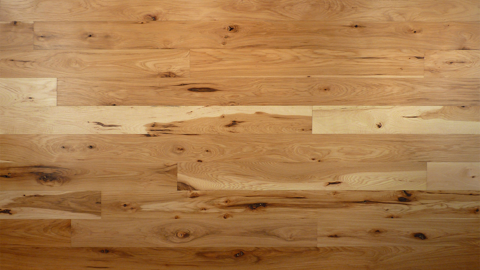 Muscanell S Hickory Quality Hardwoods, Knots In Hardwood Flooring